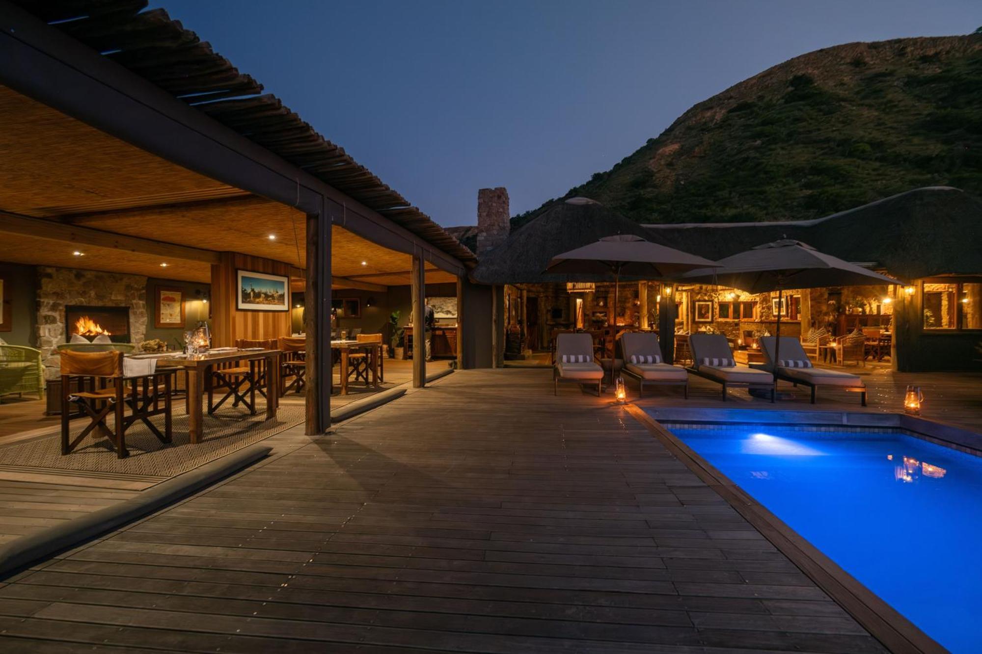 Hillsnek Safari Camp - Amakhala viltreservat Exteriör bild