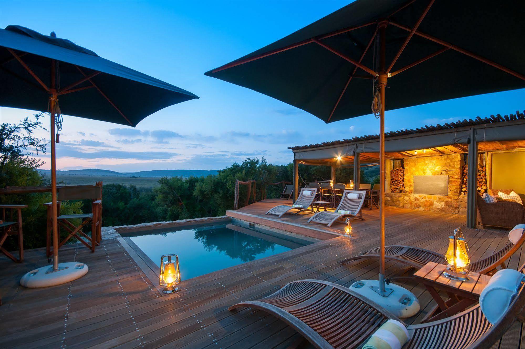 Hillsnek Safari Camp - Amakhala viltreservat Exteriör bild